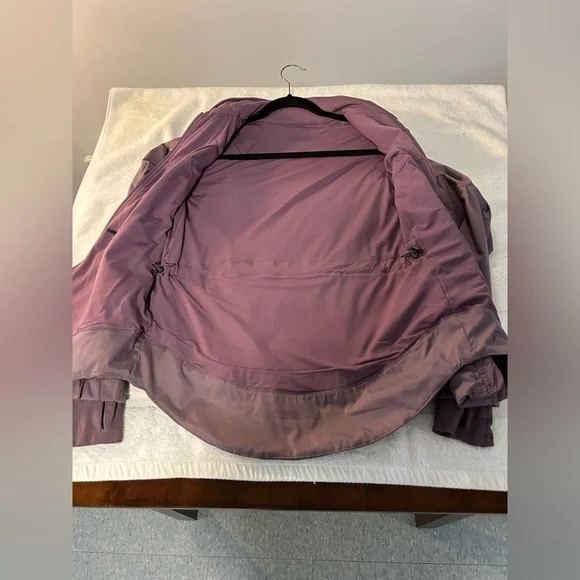 Lululemon Spring Forward Jacket - Picture 11 of 16